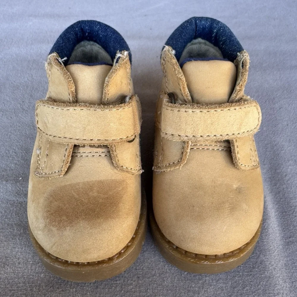 Size 1c - Cherokee‎ Kids Hiking Rustic Boots Wheat Faux Leather Chukka Foam